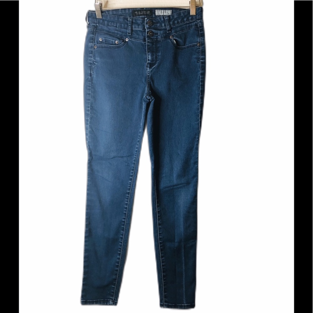 3/$30 Aeropostale Dark Blue Women's Skinny Jeans